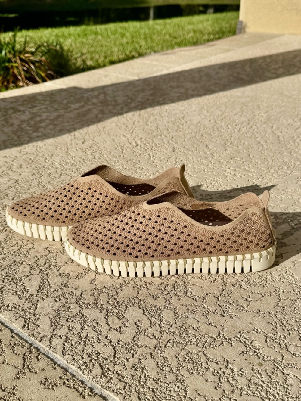 Ilse Jacobsen Tulip 139 Perforated Loafer Slip-On - Latte - EU 39 / US 8.5-9